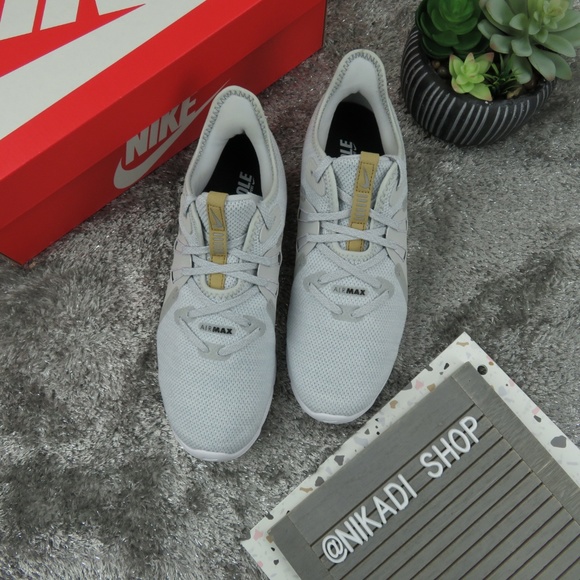 Nike Air Max Flyknit Sneakers - Picture 3 of 5